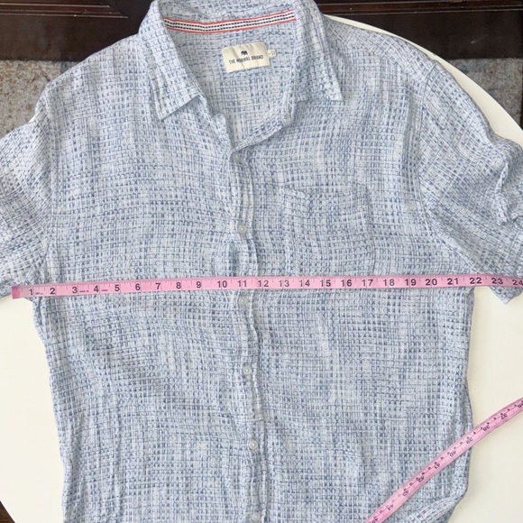 The Normal Brand Men’s Freshwater Short Sleeve Button-Up Shirt Size Large Blue - Picture 3 of 6